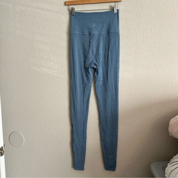 Beyond Yoga Blue Space dye take me higher long legging Pure Barre Size XL - Picture 3 of 10